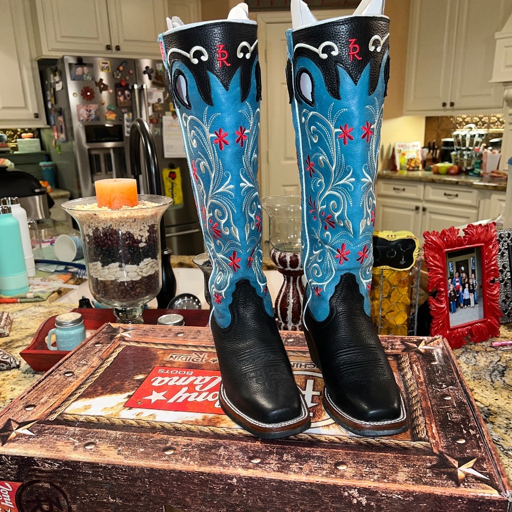 Tony Lama boots 6B